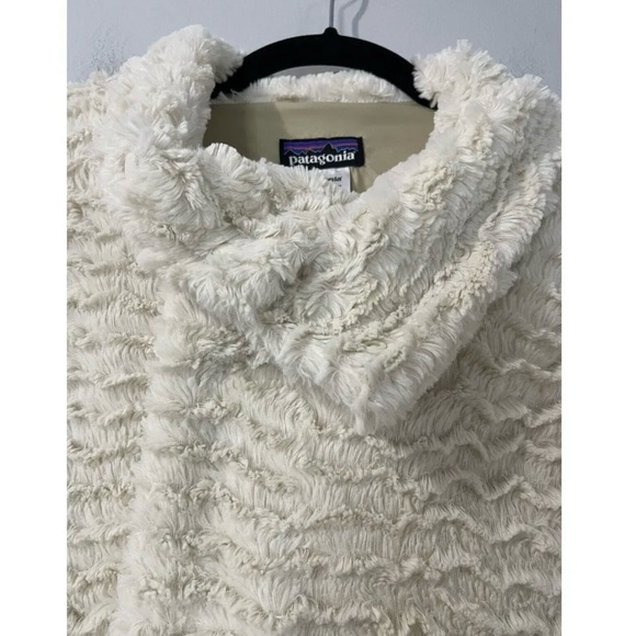 Patagonia pelage faux fur jacket size large - Picture 10 of 10
